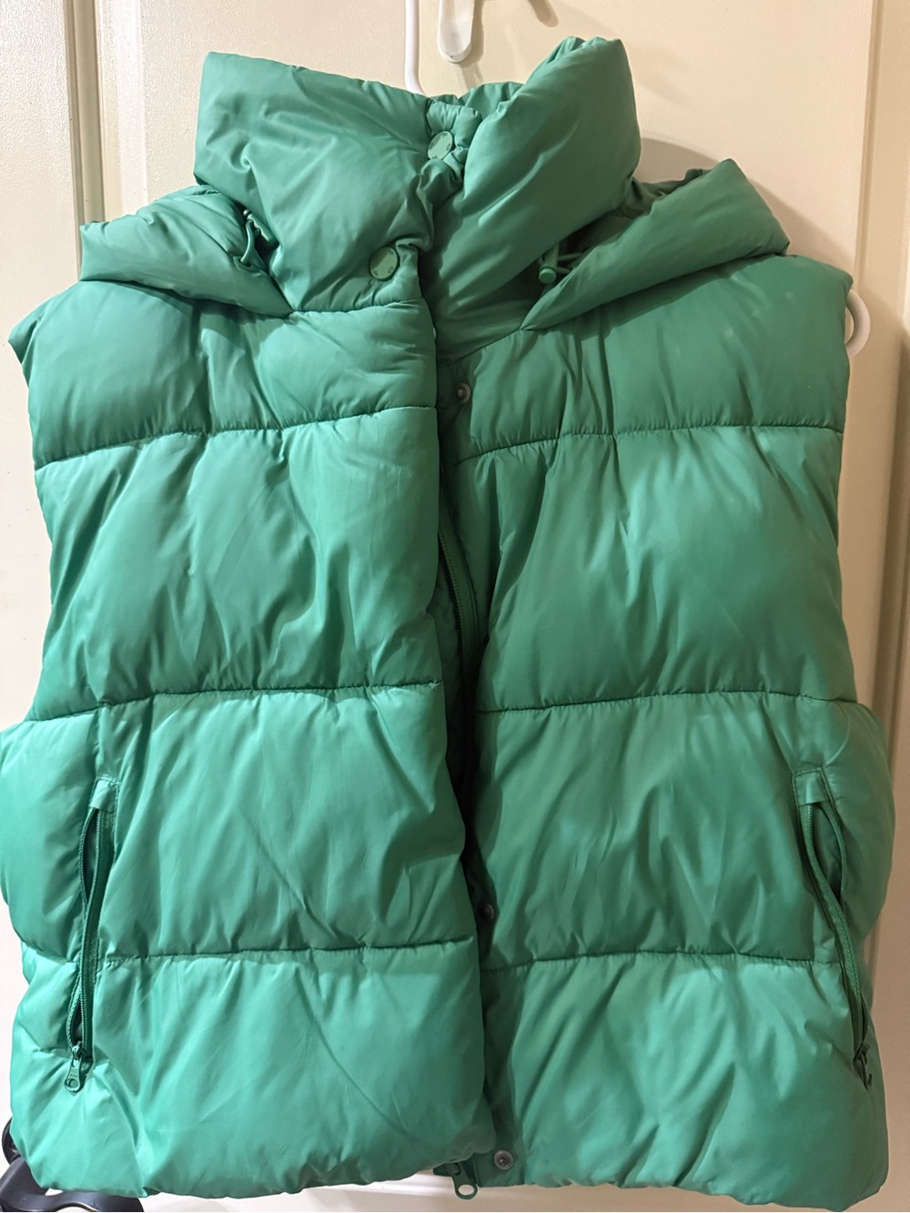 ALO  - Gold rush puffer vest